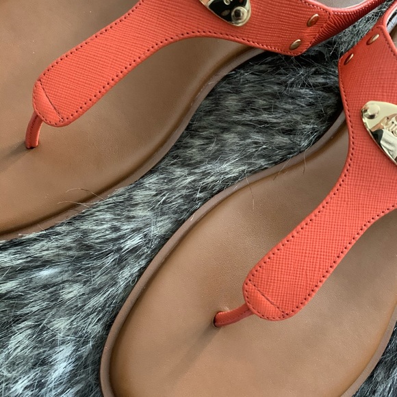 MK SANDALS - Picture 4 of 5